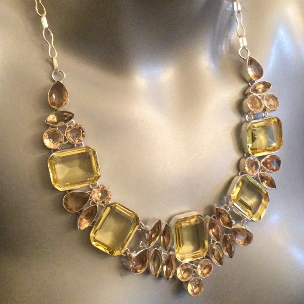 Unbelievable Lemon Quartz & Smokey Quartz Necklace - Picture 8 of 10